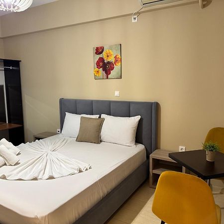 Hotel Driloni Ksamil Bagian luar foto