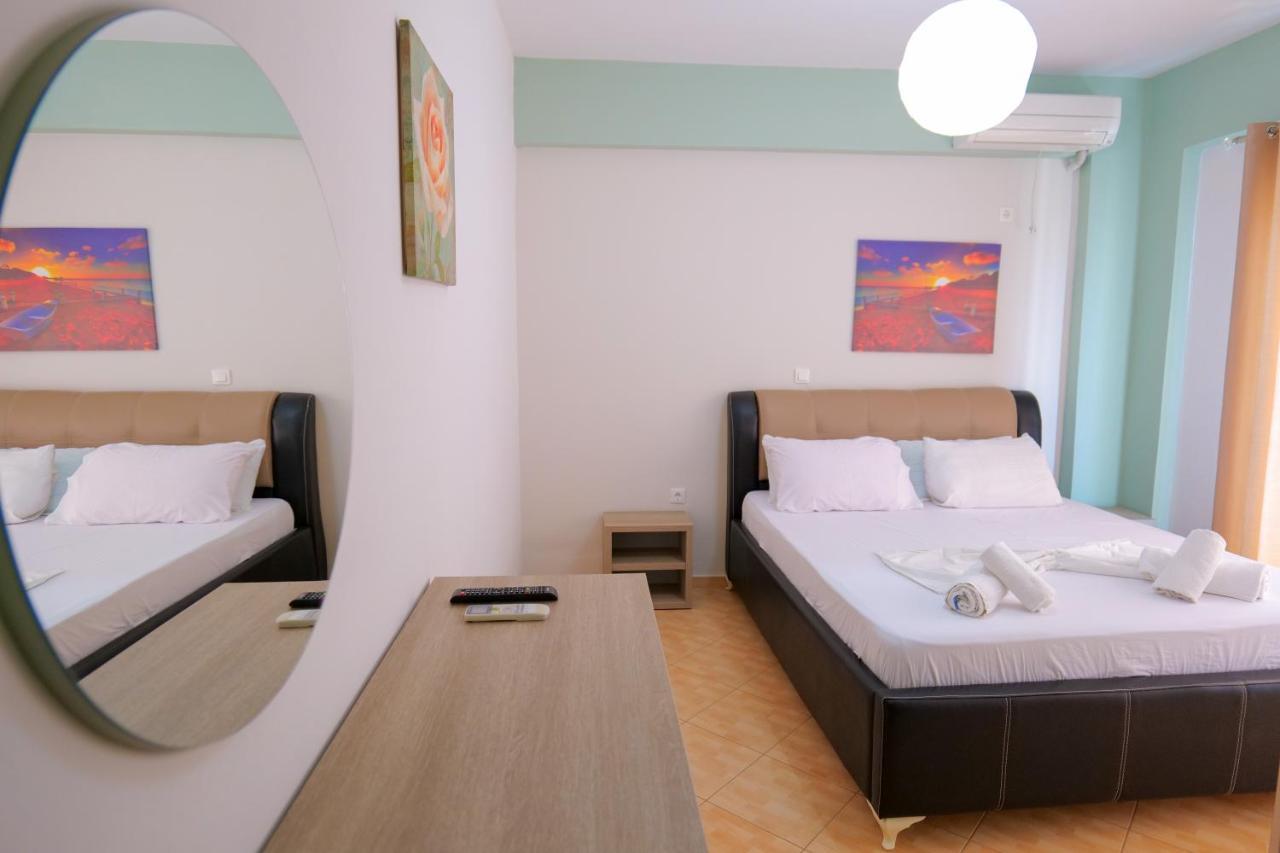 Hotel Driloni Ksamil Bagian luar foto