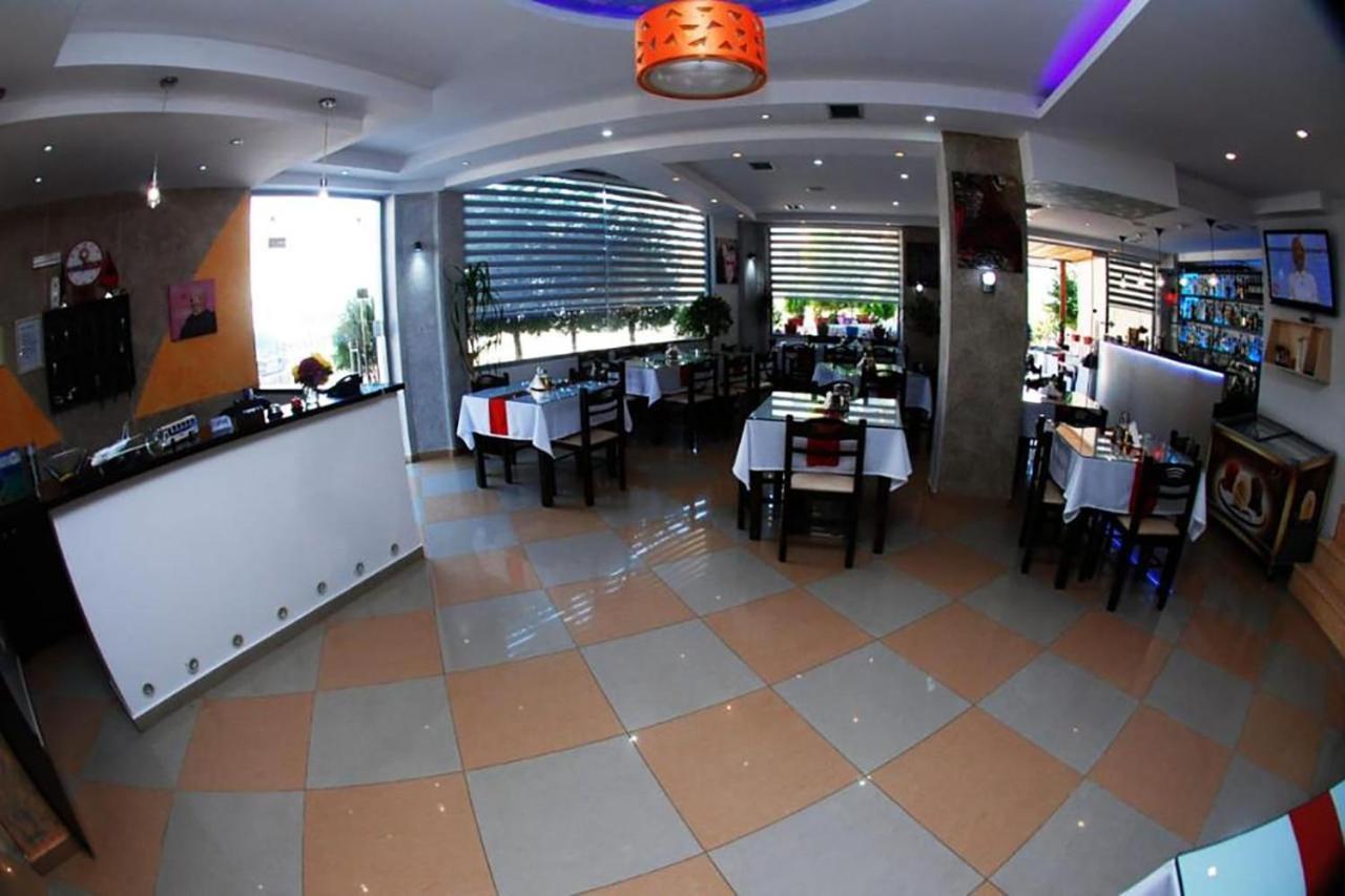 Hotel Driloni Ksamil Bagian luar foto