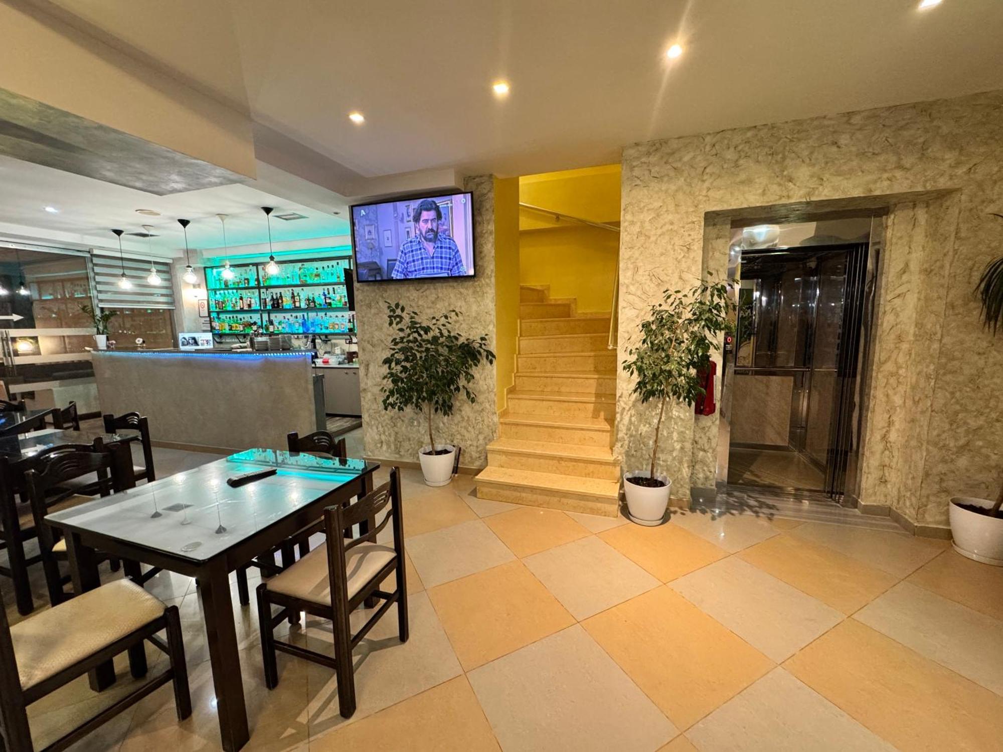 Hotel Driloni Ksamil Bagian luar foto