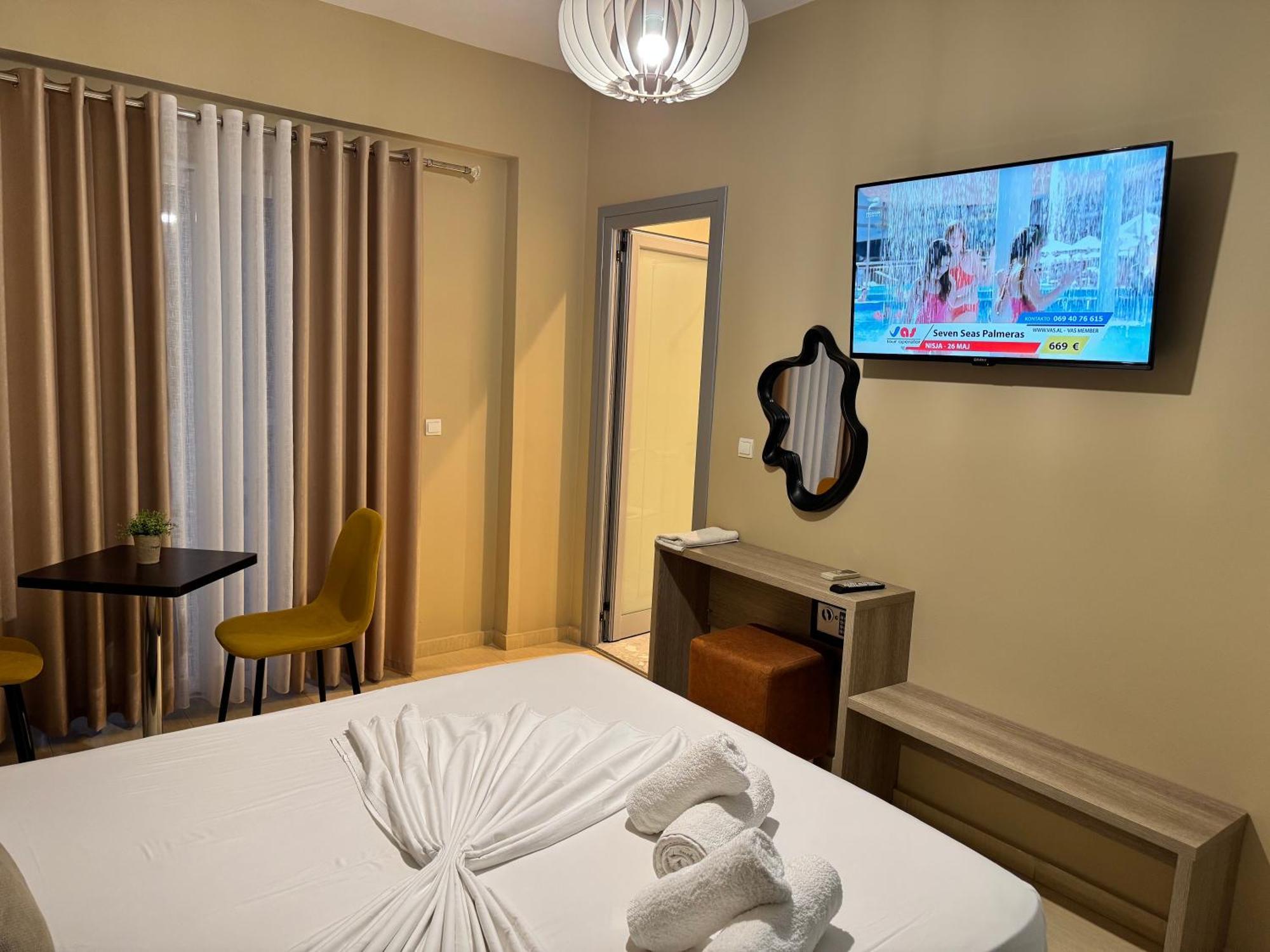 Hotel Driloni Ksamil Bagian luar foto